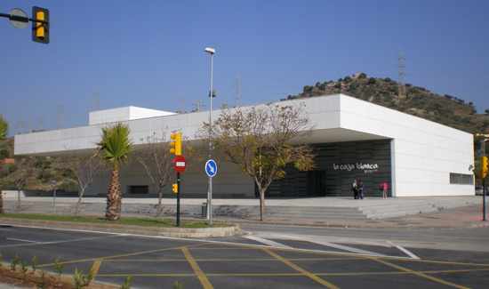 Edificio Multidisciplinar La Caja Blanca
